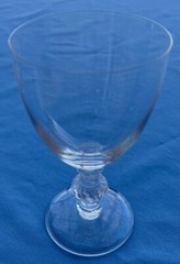 Lalique Crystal Saint Hubert Bordeaux Wine Goblet 5 1/4 Inches France Mint!