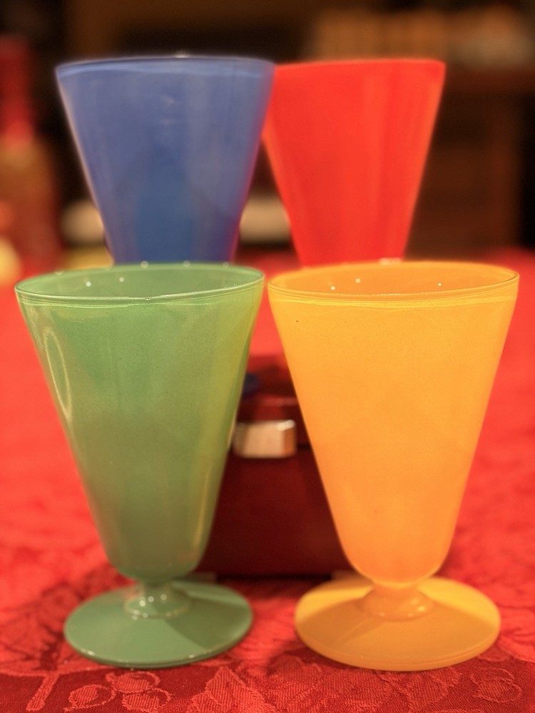 Vtg MCM Anchor Hocking Rainbow Fired On Matte Footed Goblets Set of 4 Ex Cond