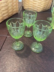 3 Vtg Colonial “Knife & Fork” Green 4-1/2” 3 Oz Tumblers 1934-1936 Uranium