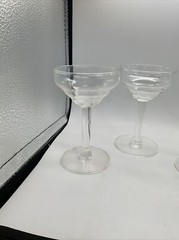 Clear Glass Bell Shape Liquor Cocktail Glasses – Lot Of 5 – 4 5/8″