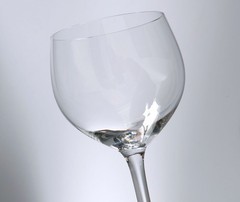 Set of 5 Baccarat VOLNAY Claret Wine Glasses 5 3/8″