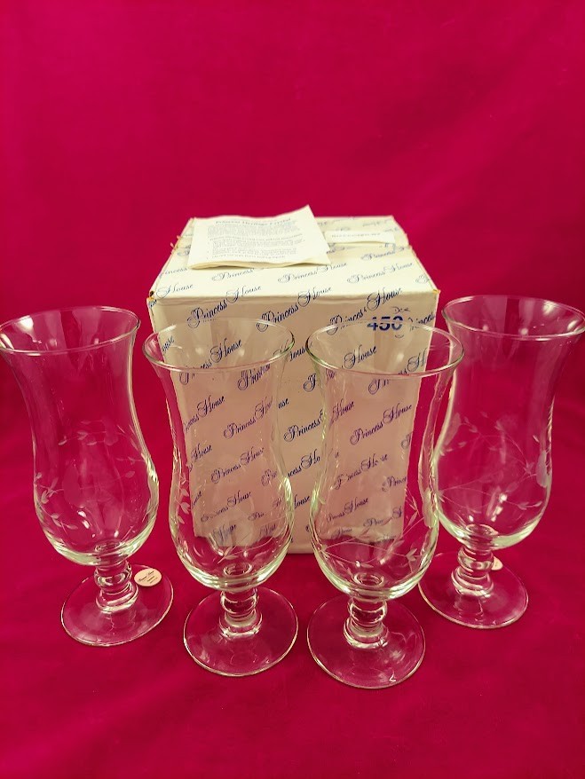 NEW Princess House Heritage #450 Parfait Hurricane Dessert Glasses Set of 4 NIB