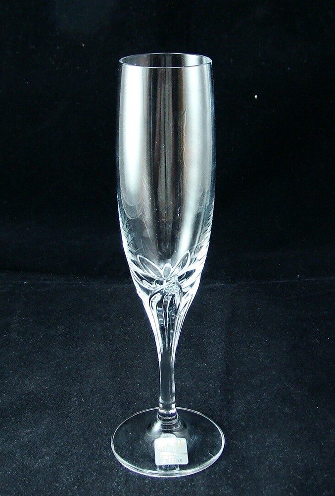 Mikasa Crystal LA BELLE Champagne Flute Goblet(s) NEW w sticker