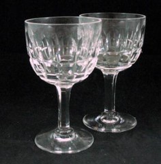 Stuart Clifton Park Group of 2 Claret Wine Glasses 4 3/8 Inch Height