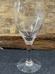 Vintage Etched Grape Cluster Wine Glasses Set of 5 – 6” Tall, One w/ Base Cracks