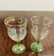 Pair of Anchor Hocking Circle Green Iridescent Water Goblets Glasses Frosted