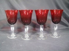 Cristal D’Arques-Durand Casual Settings Ruby Wine Glasses Set of 4