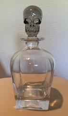 Heavy Clear Glass 7″ Decanter w/ Skull Stopper – Biker Barware Whiskey Bottle