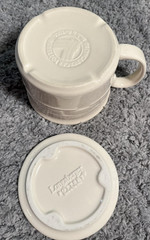 Longaberger Pottery Basketweave Beer Mug With Lid Beige Stoneware USA Kitchen