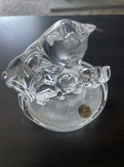 Vintage Royal Crystal Rock Cat With Kittens Figure