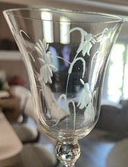 Set of 3 Vintage Crystal Wine Glasses Etched Floral & Leaf Pattern 7.25”H_