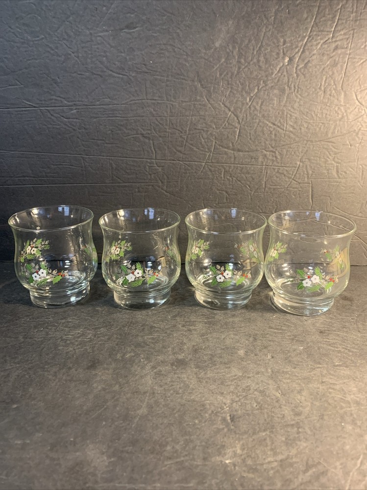 Set of 4 Pfaltzgraff Christmas Heirloom Juice – Rocks Glass 3 1/2″