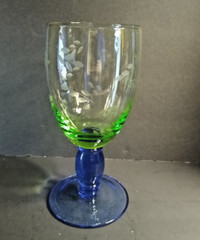 Pfaltzgraff Summer Breeze Iced Tea 7 3/4″ tall green bowl/blue stem & foot