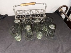 Mid Century Modern Set Of 8 Four Oz Cutting Chai Glasses & Metal Wire Caddy Wood