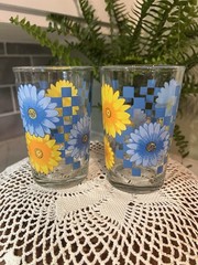 Vintage KIG Indonesia Sunflower Glasses Blue Checkerboard Gingham Tumbler Set 2
