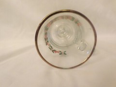 Vtg. Christmas Holly and Berries Footed Irish Coffee Mug w/ Gld Trm. Thin Ribbon