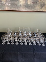 Berwick Boopie Footed Anchor Hocking Glasses With Gold Trim 1950s 43 Pieces