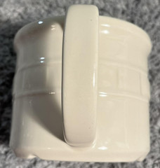 Longaberger Pottery Basketweave Beer Mug With Lid Beige Stoneware USA Kitchen