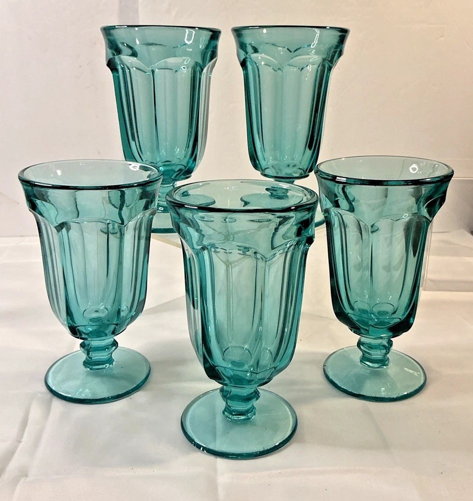 Vtg Imperial Glass Lt Blue Iced Tea 6 5/8″ Glass Old Williamsburg USA 5