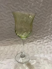 Optic Swirl Green Luster Wine Water Glass Goblet Hand Blown 7.5”T 3.25”D