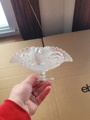 White Dugan Carnival Glass Puzzle Stemmed Card Tray Floral & Wheat Ext