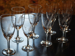 Vintage Set 8 HAND CUT ASIAN BAMBOO STEMS & LEAVES Wine Glasses 5.5″ Hand Blown