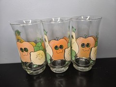 RARE Vintage Set of 3 Nancy Lynn Anthropomorphic»Smiling Fruit» juice glasses