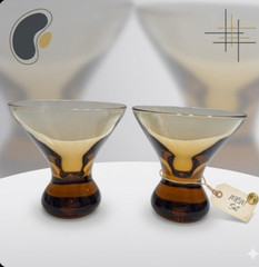Set of 2 Vintage MCM Amber & Smoke Glass Cordial/Martini Glasses – ~3.5″ Tall
