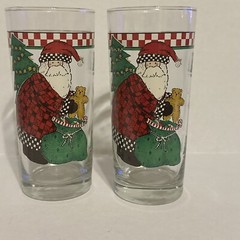 SET OF 2 SAKURA DEBBIE MUMM MAGIC OF SANTA TUMBLERS 16 OZ