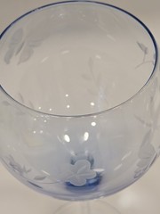 **NEW** Lenox Butterfly Meadow Blue Etched Balloon Wine Glass 9” tall (FJ)