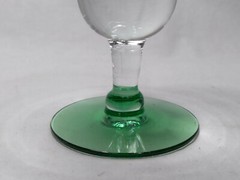 Set of 4 Vintage Hand Blown Cordial Cocktail Glasses Clear To Green 2 Oz
