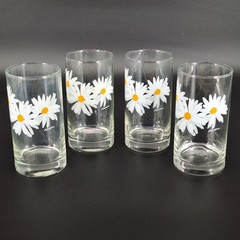 4 Vtg Floral Drinking Glasses Tumblers w/ White Yellow Daisy Signed Karen 5.5″