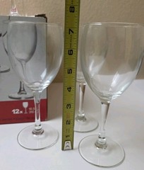 12 Luminarc Wine Goblets 10.5oz Glasses 7.25” Tall