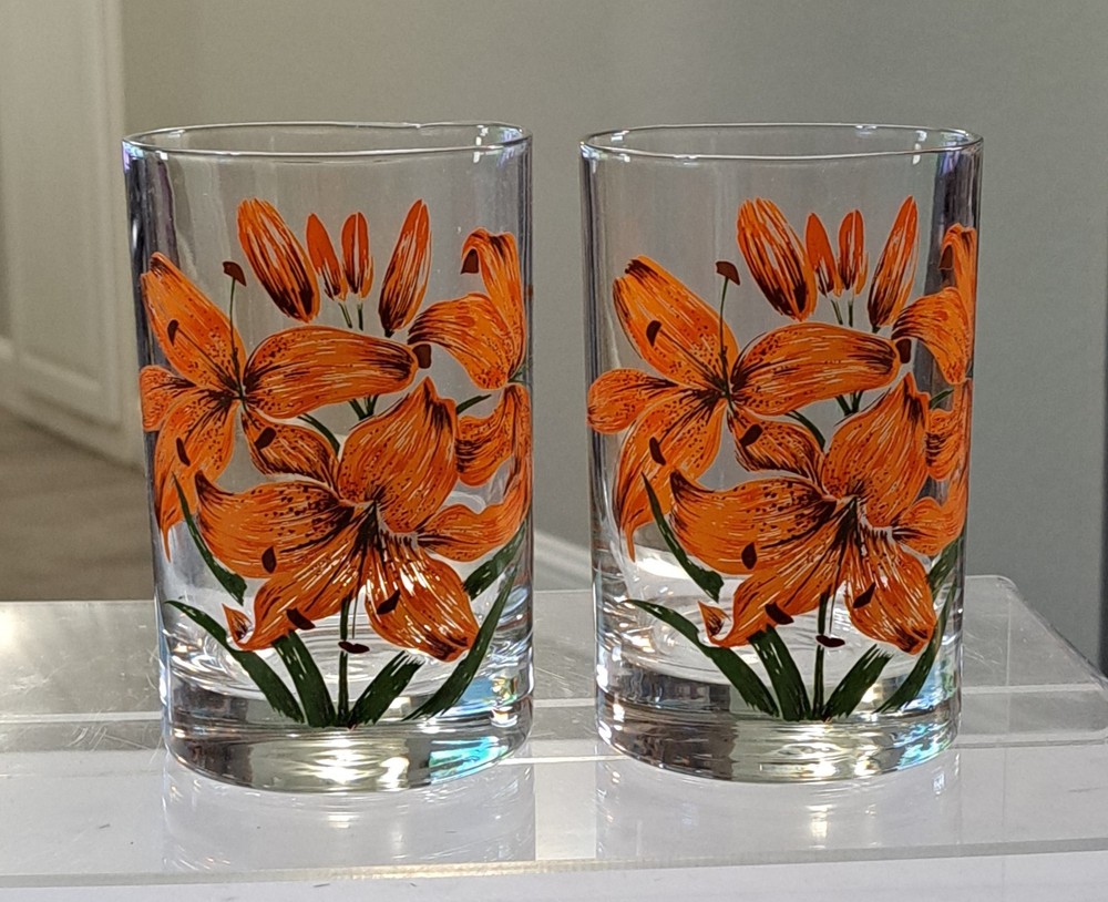 Vintage Signed Cora TIGER LILLIES Tumbler Glasses Floral Pattern Set of 2