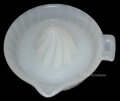 U.S. Glass / Tiffin Clambroth #9437 Orange Juice Extractor Reamer /Juicer SCARCE