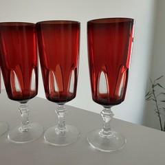 Cristal d’Arques Durand Ruby Red Gothic Arch Champagne Flutes Vintage Set of 4