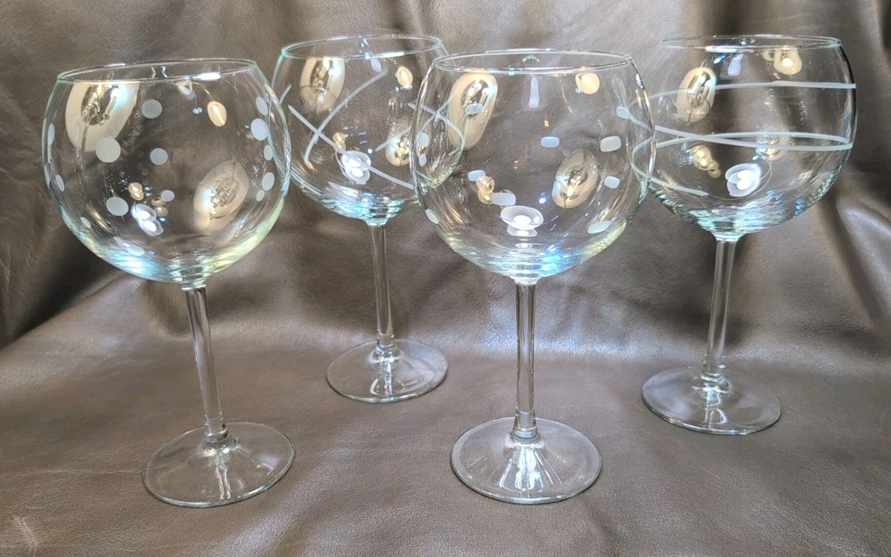 Large 8in MCM Graphic Etched Crystal Balloon Wine Glasses Set of 4