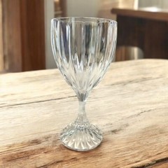 Mikasa Park Lane Vintage-Style Clear Glass Water Goblet with Ribbed Design (BR1)