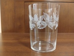 Vintage Crystal Factory Tumbler – Strawberry Vine & Blossoms 8oz