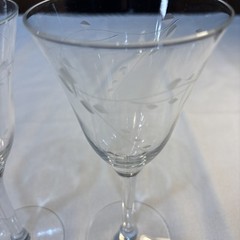 Set 3 VTG Avalon Clear Laurel Etched Crystal Wine Stem Hand Blown Glasses 7.3/8″