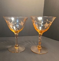 Pink Depression Etched Floral Champagne Wine Cocktail Glasses Set Of 2 Delicate