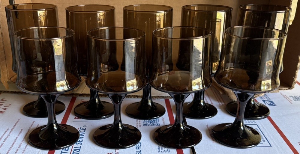 Lot of 9 Vintage Libbey Amber Ombre Footed Glass 1960s MCM Wine Water Glasses