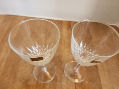 Set of 2 Luminarc Diamant Wine Glasses 6 3/4“ Tall Crystal USA 6 oz Capacity