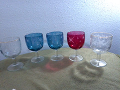 5 Bartlett Collins Etched Atomic Starburst & grapevine design thumbprint goblet