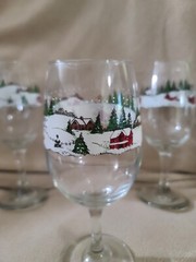 Libbey Christmas WINTER VILLAGE 7-3/4″ Water Wine 12 Oz Glass Goblet Snow Scene