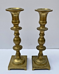 Set of 2 Antique Brass Candle Holders 9.5″ Tall