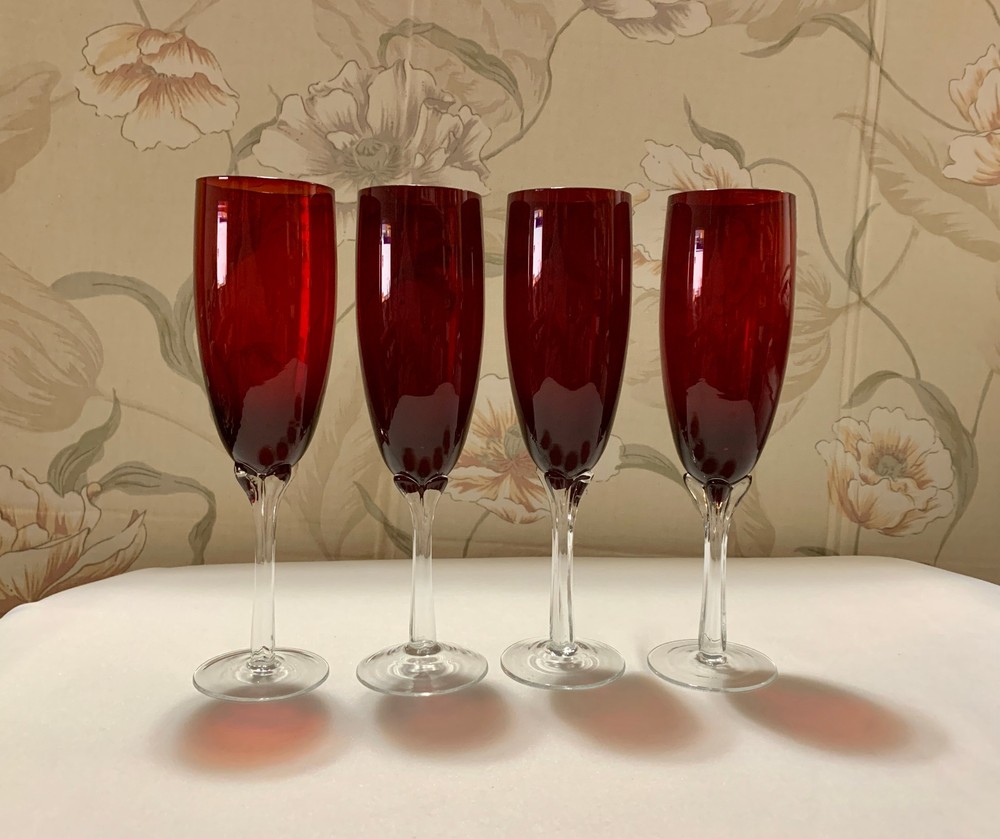 Set of Four (4) Red 9″ Champagne Wine Flutes with Clear Affixed Tulip Stems