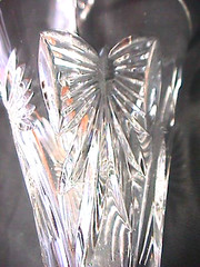 «HEART LOVE BOWS» TOASTING FLUTE CHOICE MILLENNIUM COLLECTION 2000 BY: WATERFORD