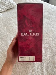 Royal Albert Old Country Roses Vine Glasses