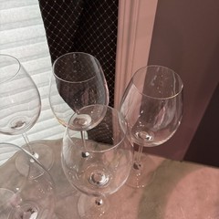 Elegant Set Of RONA Crystal Bordeaux Wine Glasses 9-1/4″ Tall Slovakia(7)